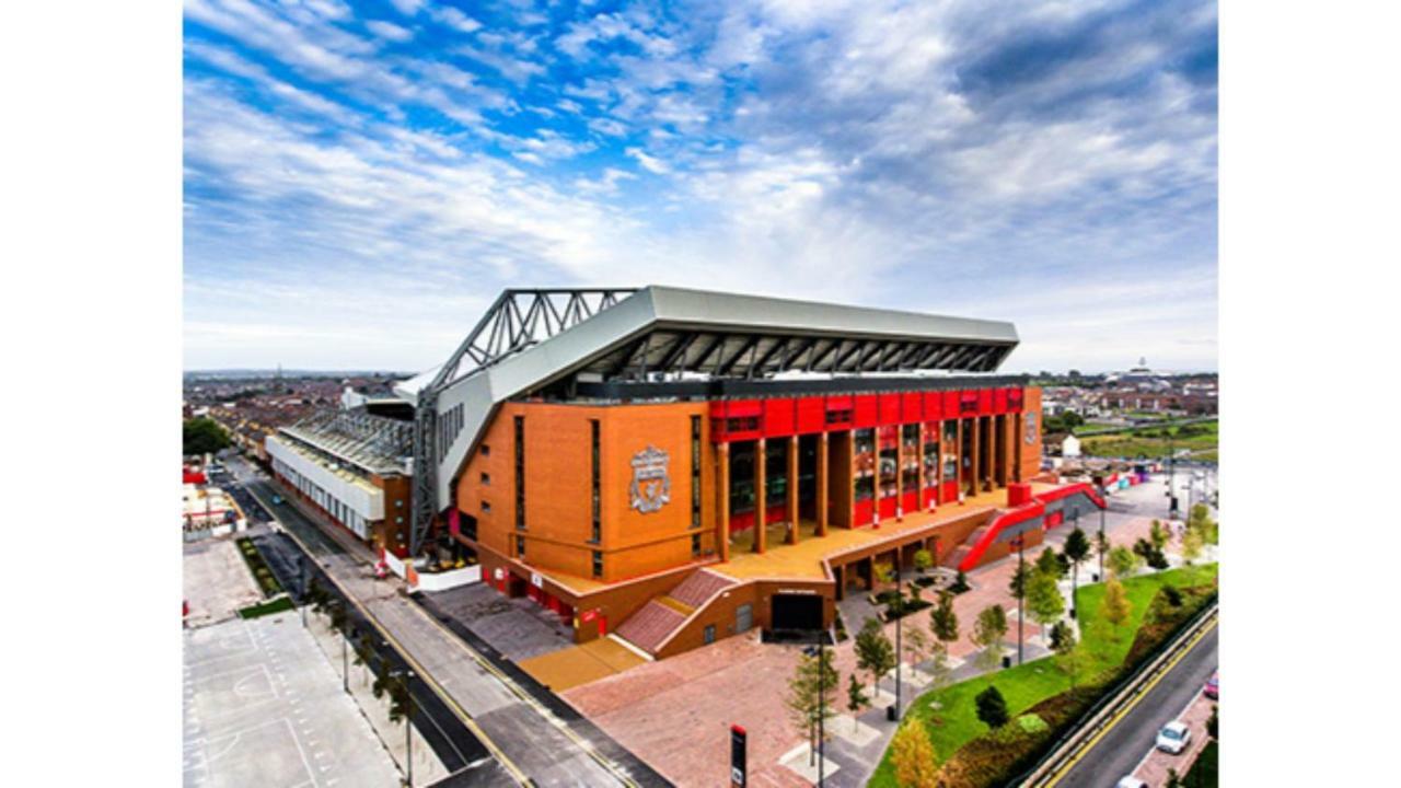 Crew Rooms Anfield Liverpool Exterior foto